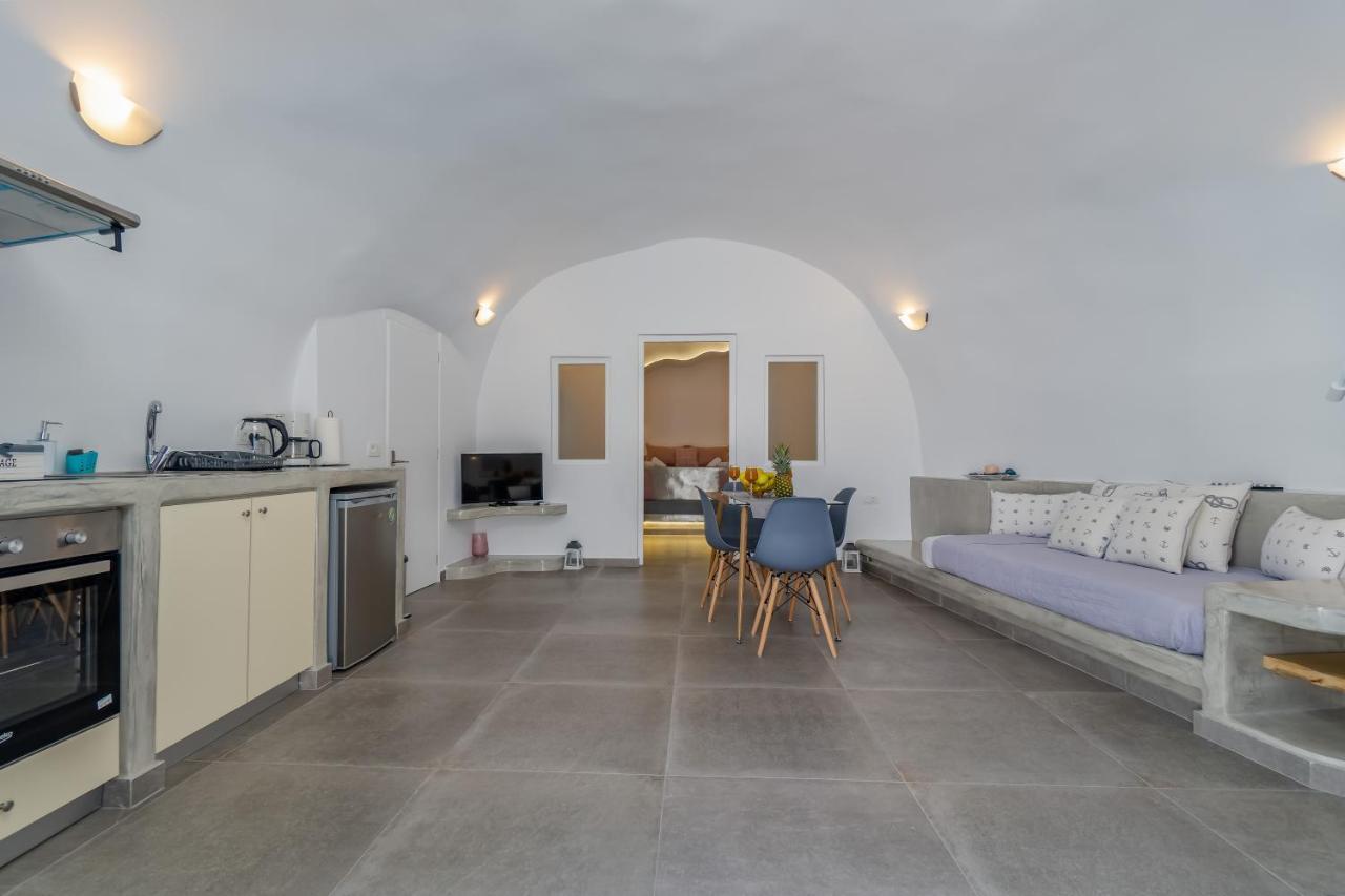 Cally Cave House Fira  Exterior photo